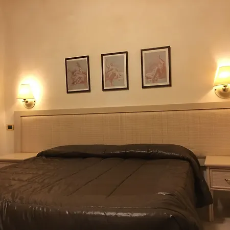 利嘉别墅酒店 酒店